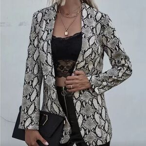 SHEIN Black and White Snake Print Blazer. Use like new